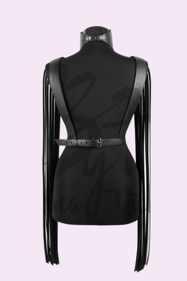 Fairl Leather Harness with Long Cape Straps