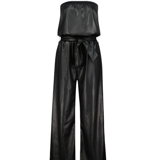 Make a bold statement with our Strapless Genuine Leather Jumpsuit featuring a baggy top, wide leg bottoms, and waist belt details. Crafted from high-quality leather, this jumpsuit exudes style and sophistication.